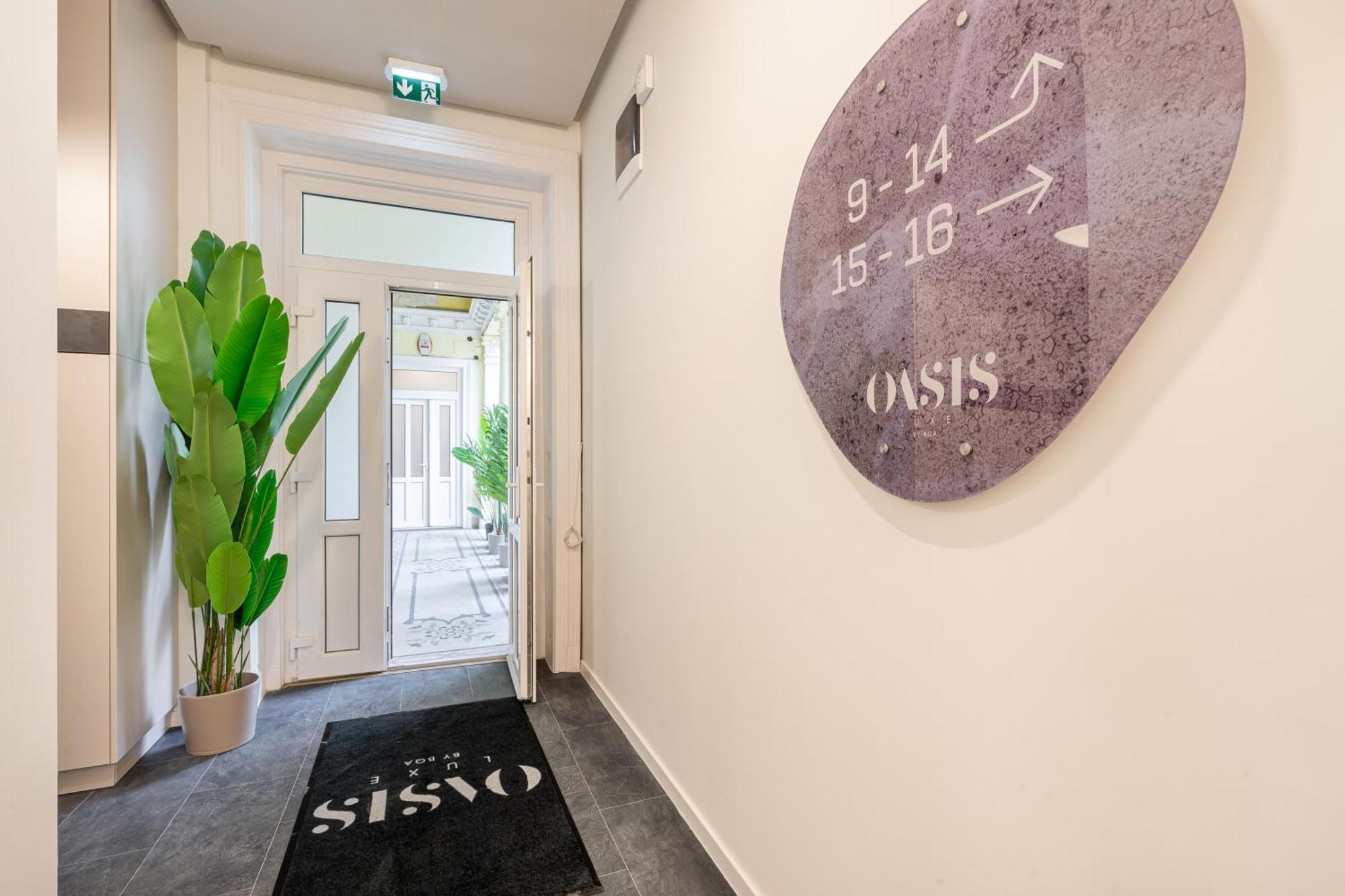 Oasis Luxe Boutique By Bqa Budapešť