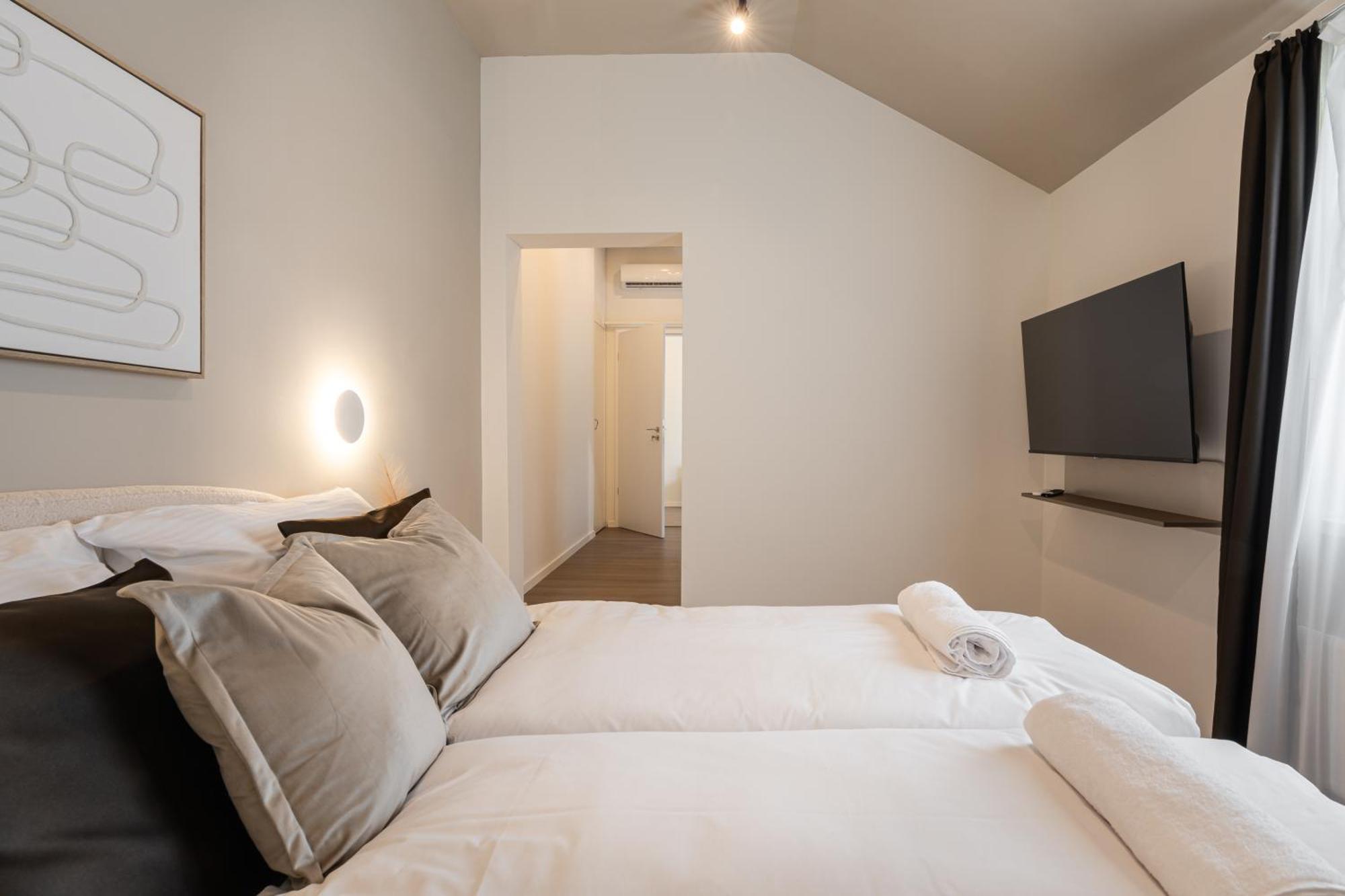 Oasis Luxe Boutique By Bqa Budapest